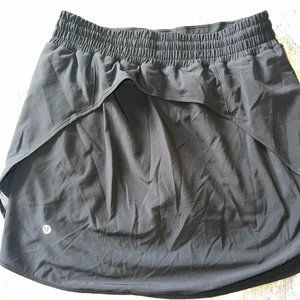 lululemon Hotty Hot Skirt-Black